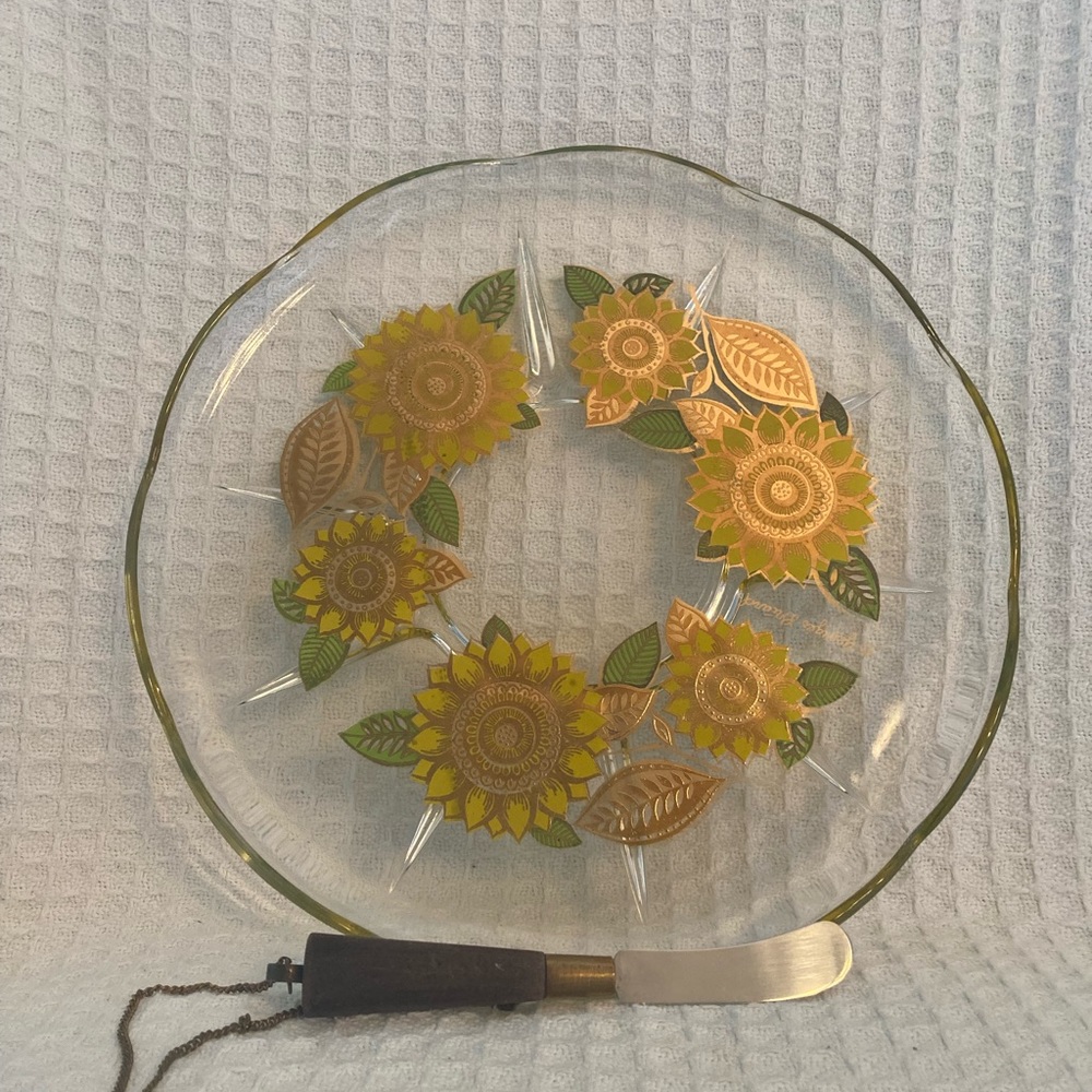 George Briard Vintage Sunflower Pattern Glass Serving Dish With Attached Knife